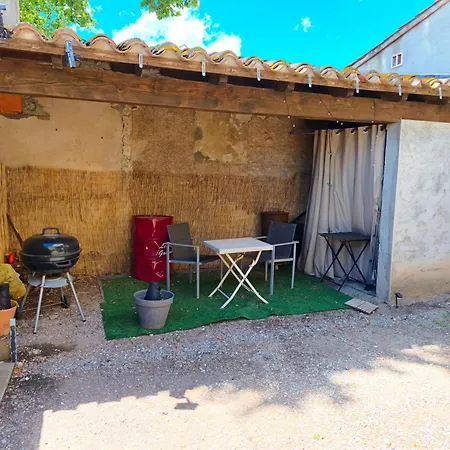 Le De Jc Dom wakacyjny Homps (Aude)