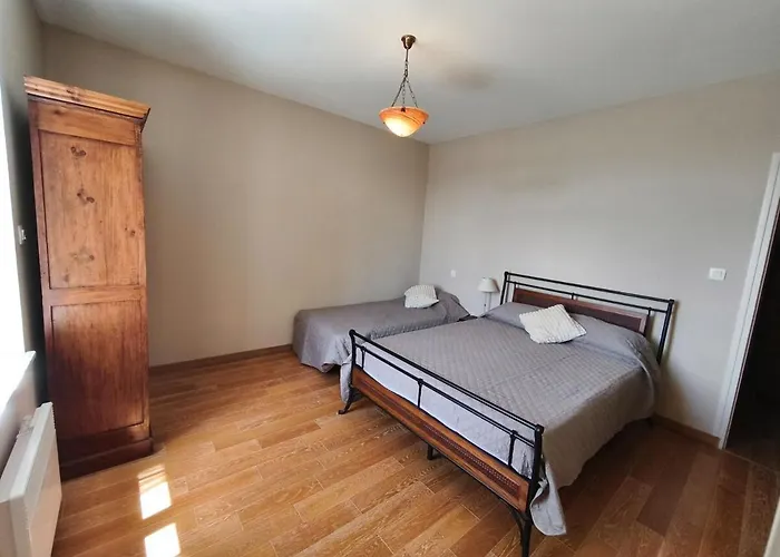 Le De Jc * هومبس